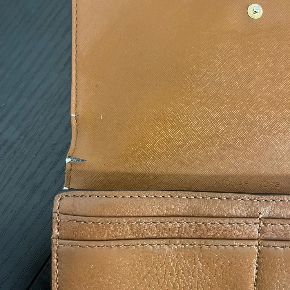 Michael Kors Tan Leather Wallet - Picture 6 of 9